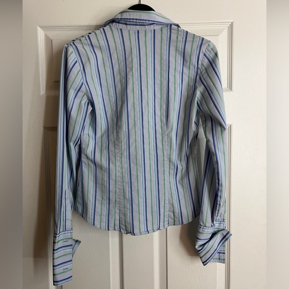 Women’s button down - Picture 2 of 5